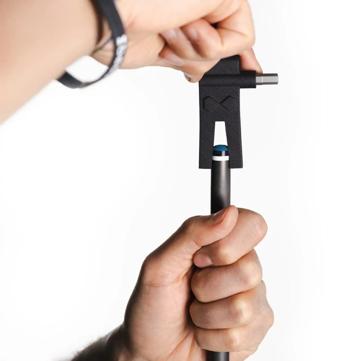 Ferramenta 3 em 1 para solas de bilhar Becue Tool